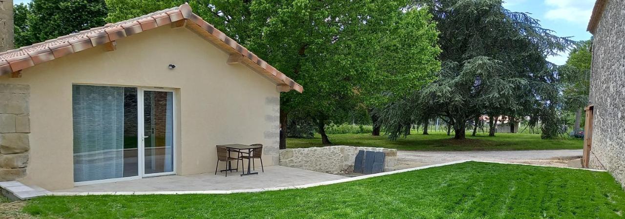 L'Atelier D'Andre Bed & Breakfast Monbahus Exterior photo